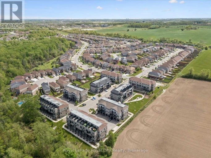 58 - 107 WESTRA DRIVE, Guelph (Willow West/Sugarbush/West Acres), Ontario, N1K0A5