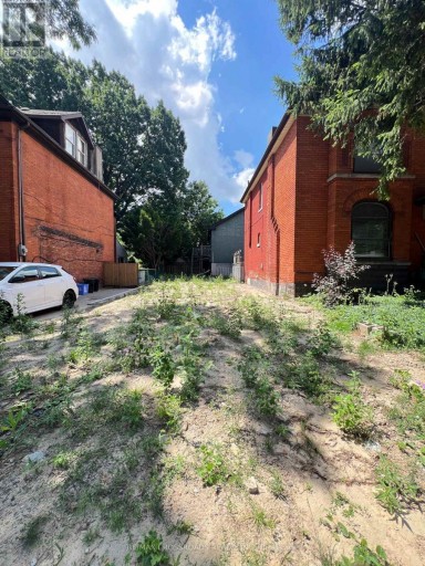 128 STINSON STREET, Hamilton (Stinson), Ontario, L8N1S6