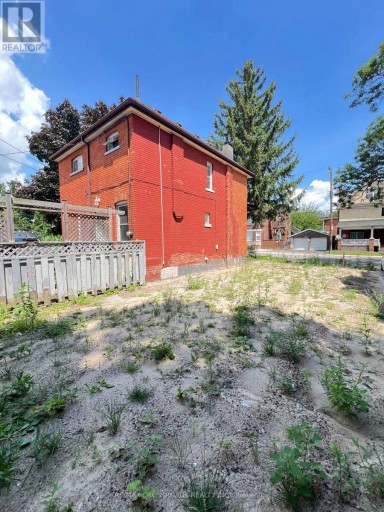 128 STINSON STREET, Hamilton (Stinson), Ontario, L8N1S6