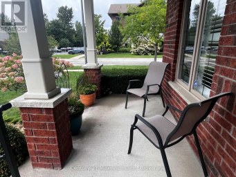 1 BARR STREET Collingwood Ontario photo 2