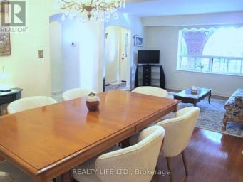 4 ROSALIE AVENUE Toronto (Downsview-Roding-CFB) Ontario photo 9