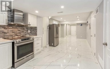 7 VETCH STREET Brampton (Bram West) Ontario photo 23