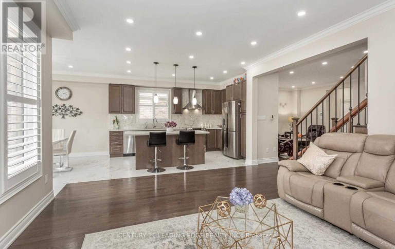 7 VETCH STREET, Brampton (Bram West), Ontario, L6Y0E3