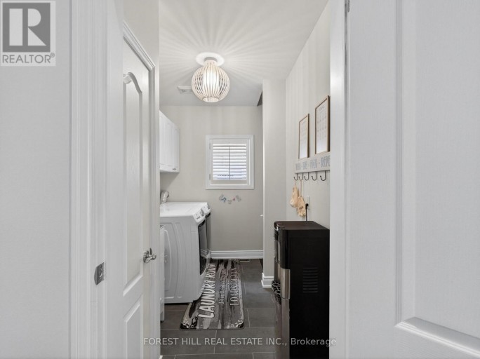 120 SANDWOOD DRIVE, Vaughan (Patterson), Ontario, L4J8W4