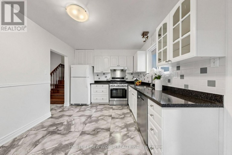 6 VALLEYCREST AVENUE, Markham (Bullock), Ontario, L3P1H7