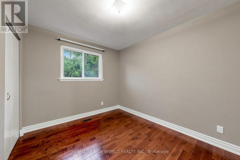 6 VALLEYCREST AVENUE, Markham (Bullock), Ontario, L3P1H7