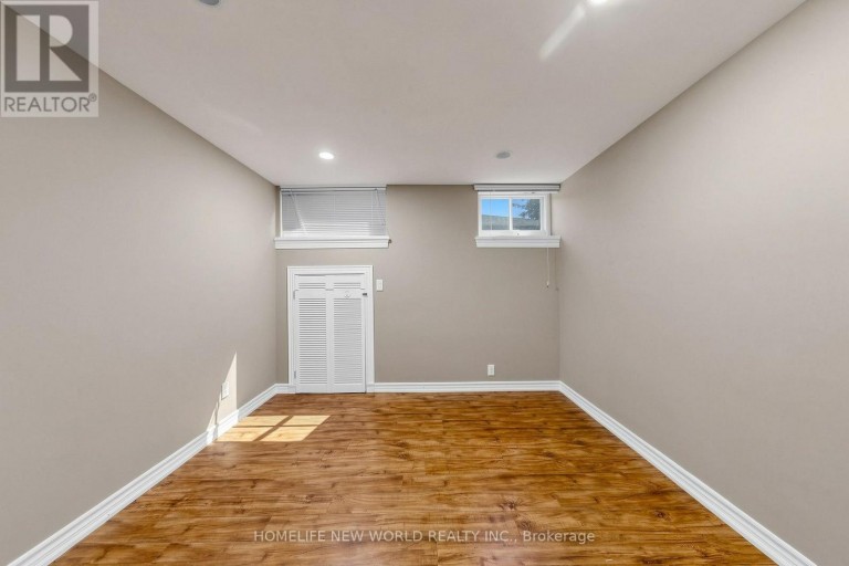 6 VALLEYCREST AVENUE, Markham (Bullock), Ontario, L3P1H7