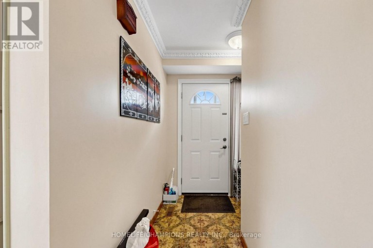 18 - 18 SAN VITO WAY, Toronto (Glenfield-Jane Heights), Ontario, M3L2G8
