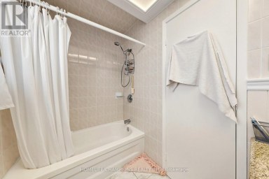 18 - 18 SAN VITO WAY Toronto (Glenfield-Jane Heights) Ontario photo 32