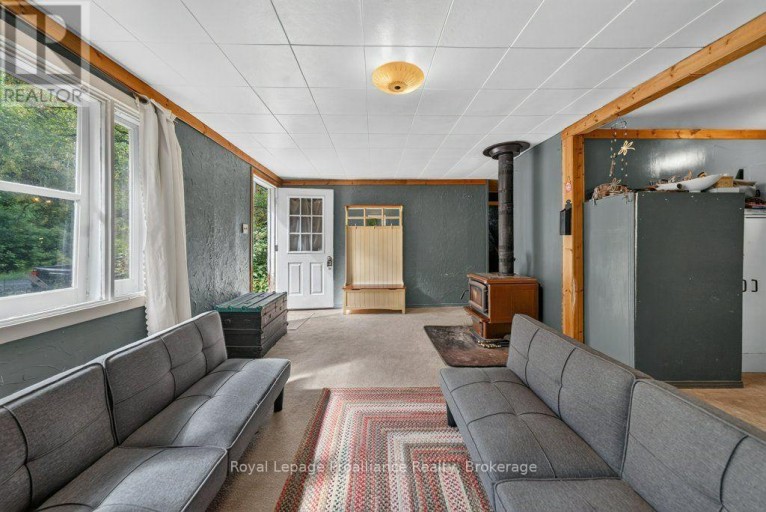 2452 HENDERSON ROAD, Frontenac (Frontenac Centre), Ontario, K0K1B0