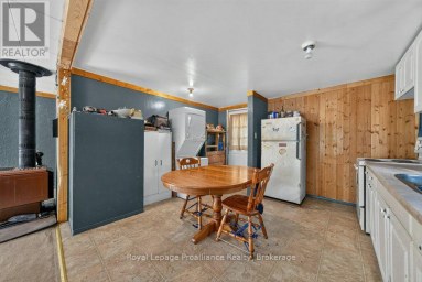 2452 HENDERSON ROAD Frontenac (Frontenac Centre) Ontario photo 17