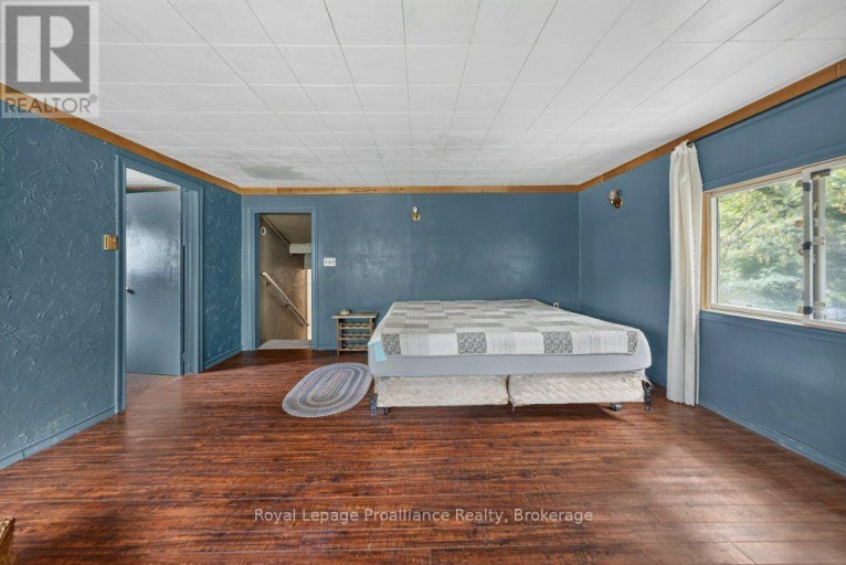 2452 HENDERSON ROAD, Frontenac (Frontenac Centre), Ontario, K0K1B0