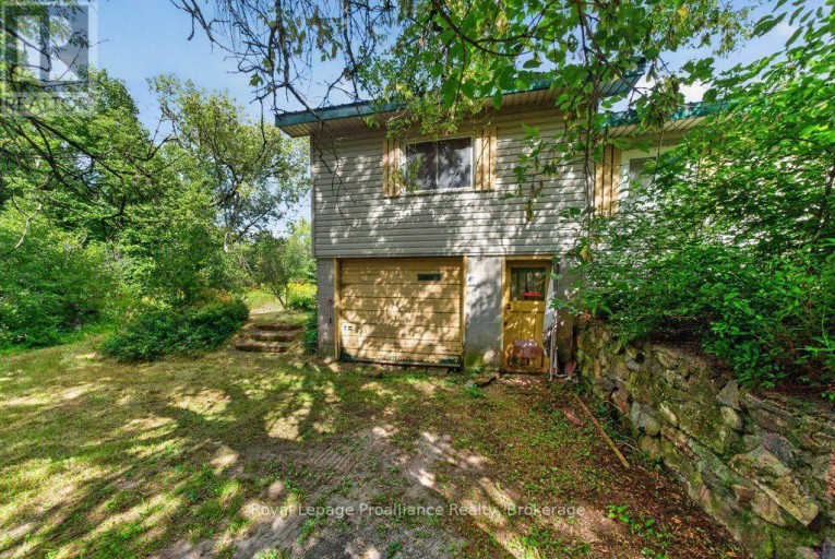2452 HENDERSON ROAD, Frontenac (Frontenac Centre), Ontario, K0K1B0