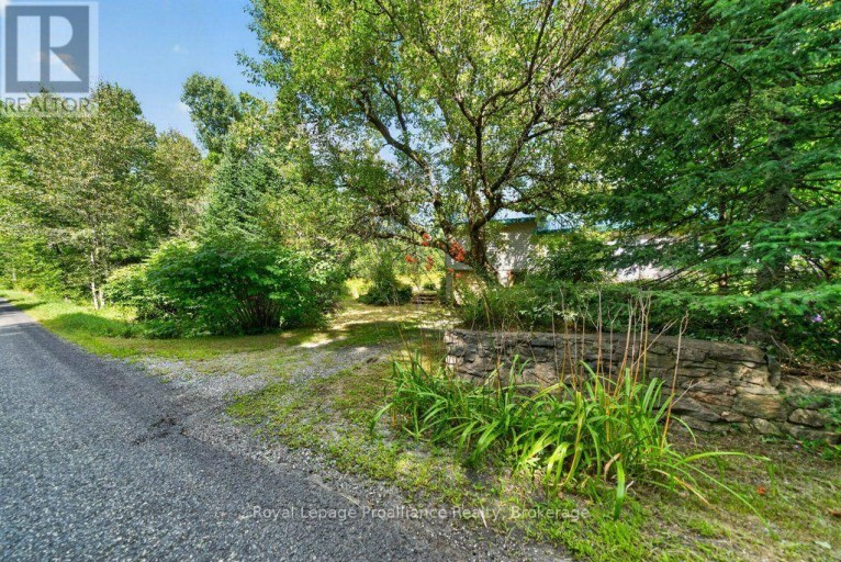 2452 HENDERSON ROAD, Frontenac (Frontenac Centre), Ontario, K0K1B0