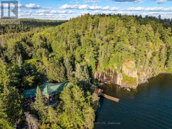 A15 CLEARWATER BAY Kenora Remote Area (Lake of the Woods West) Ontario photo 45