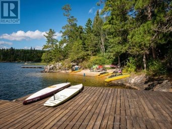 A15 CLEARWATER BAY Kenora Remote Area (Lake of the Woods West) Ontario photo 26