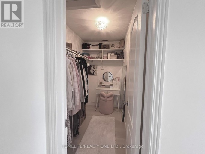 27 GLASGOW CRESCENT, Georgina (Keswick South), Ontario, L4P4A9