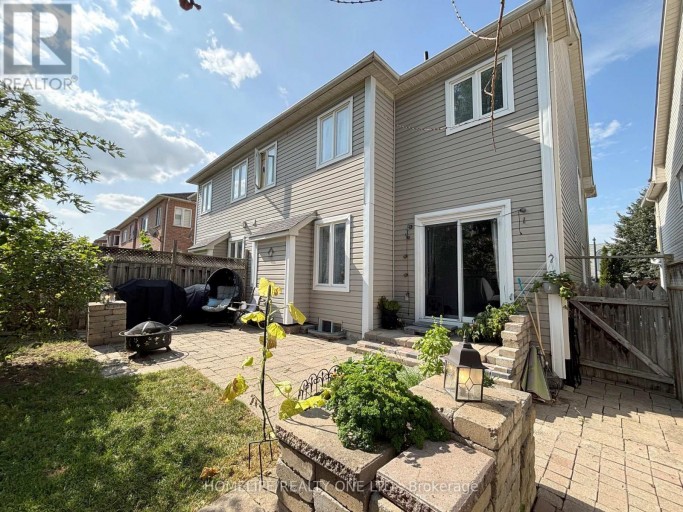 27 GLASGOW CRESCENT, Georgina (Keswick South), Ontario, L4P4A9