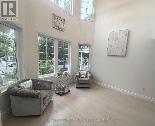 27 GLASGOW CRESCENT, Georgina (Keswick South), Ontario, L4P4A9