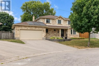 935 COUNTRY CLUB PLACE London South (South Q) Ontario photo 1