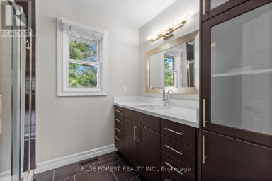 935 COUNTRY CLUB PLACE London South (South Q) Ontario photo 28