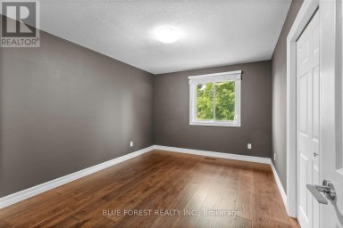 935 COUNTRY CLUB PLACE London South (South Q) Ontario photo 31