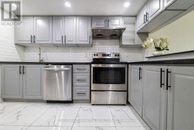 214 - 2466 EGLINTON AVENUE E Toronto (Eglinton East) Ontario photo 4