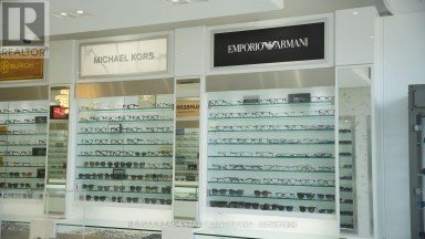 7208 AIRPORT ROAD Mississauga (Malton) Ontario photo 11