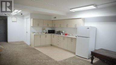 7208 AIRPORT ROAD Mississauga (Malton) Ontario photo 28