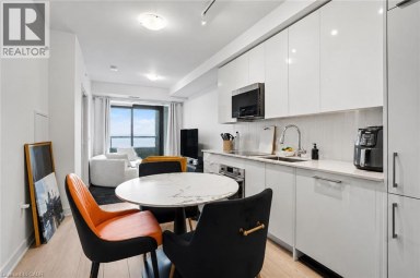 2920 HIGHWAY 7 Highway Unit# 3507 Vaughan Ontario photo 6