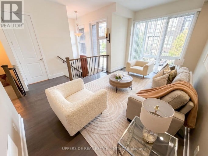 8 SABLE ROAD, Vaughan (Patterson), Ontario, L4J0K1
