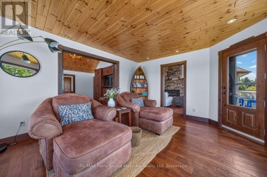 64 MCCORDS ROAD McKellar Ontario photo 18