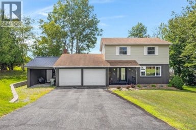 16 Braun Crescent Quispamsis New Brunswick photo 1