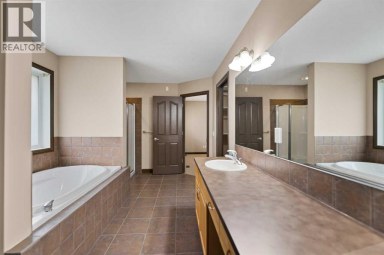 49 Panamount Rise NW Calgary Alberta photo 33