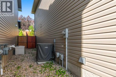 49 Panamount Rise NW Calgary Alberta photo 42