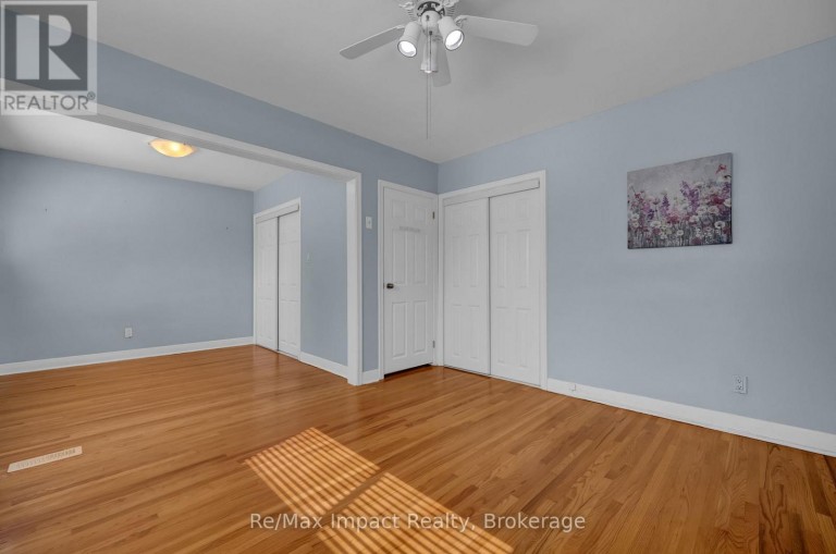 702 WESTDALE COURT, Oshawa (Northglen), Ontario, L1J5B5