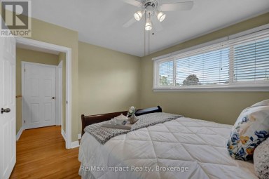 702 WESTDALE COURT Oshawa (Northglen) Ontario photo 22