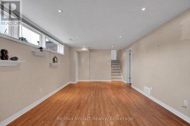 702 WESTDALE COURT Oshawa (Northglen) Ontario photo 25