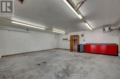702 WESTDALE COURT Oshawa (Northglen) Ontario photo 28