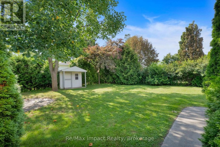 702 WESTDALE COURT, Oshawa (Northglen), Ontario, L1J5B5