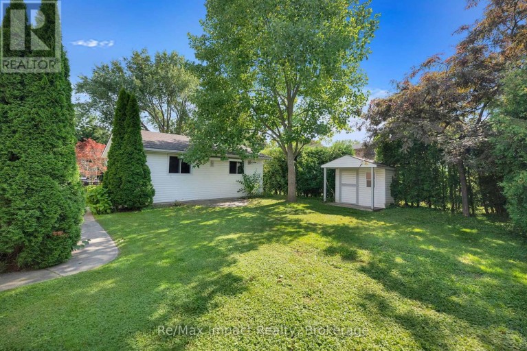 702 WESTDALE COURT, Oshawa (Northglen), Ontario, L1J5B5