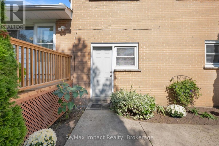 702 WESTDALE COURT, Oshawa (Northglen), Ontario, L1J5B5