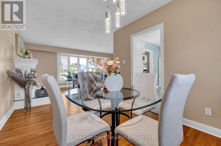 702 WESTDALE COURT, Oshawa (Northglen), Ontario, L1J5B5