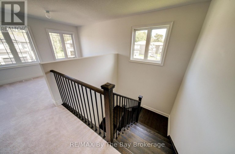 25 AMBER DRIVE, Wasaga Beach, Ontario, L9Z0R9