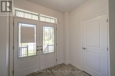 25 AMBER DRIVE Wasaga Beach Ontario photo 2