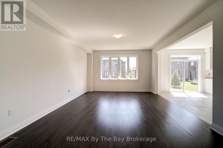 25 AMBER DRIVE, Wasaga Beach, Ontario, L9Z0R9