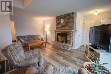 36 RIVERVIEW ROAD Kawartha Lakes (Lindsay) Ontario photo 19