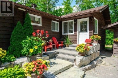 41 HALL CRESCENT Trent Lakes Ontario photo 8