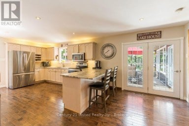 41 HALL CRESCENT Trent Lakes Ontario photo 9