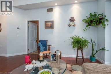 44 LIVINGSTON Boulevard Unit# 11 Baden Ontario photo 15